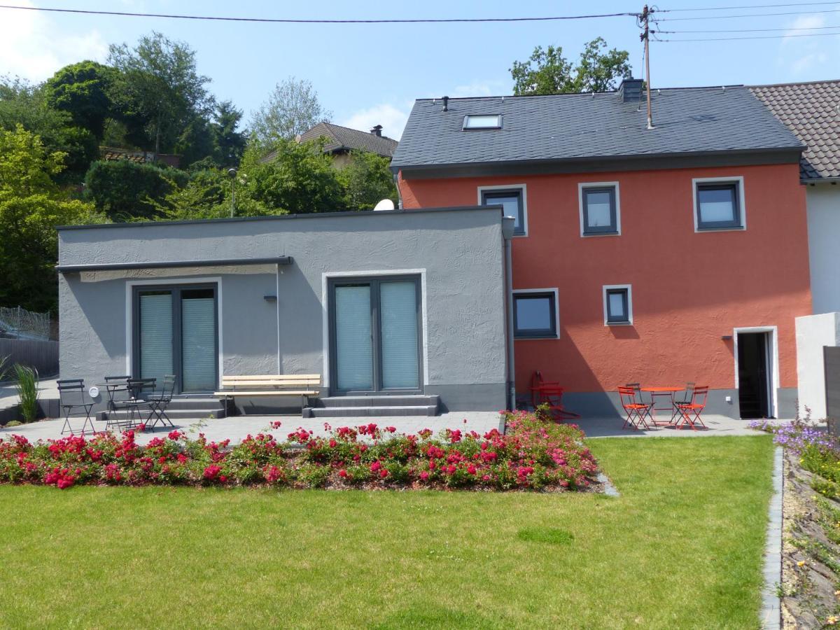 Rote Haus - Hohnemichels *