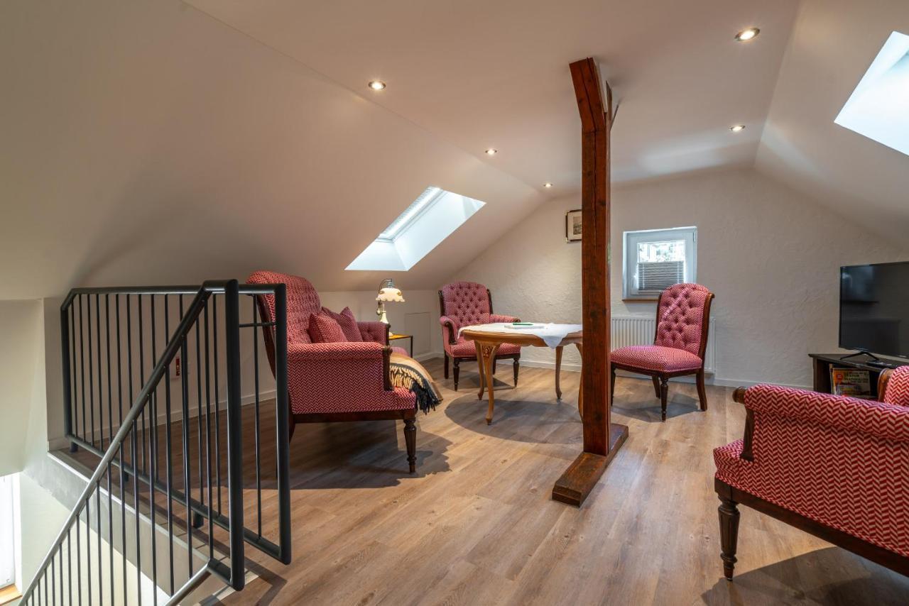 Rote Haus - Hohnemichels Lejlighed